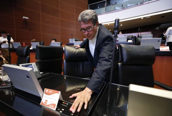 nxnoticias.com-destaca-monreal-que-ve-dificil-nombrar-vacantes-en-el-inai