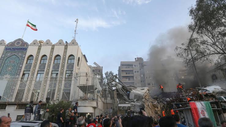nxnoticias.com-medio-oriente-en-alerta-roja-ante-represalia-de-iran-por-bombardeo-a-su-embajada-en-siria-lineas-aereas-suspenden-vuelos-a-teheran