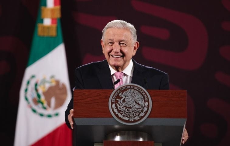 nxnoticias.com-buena-platica-para-hablar-de-unidad-amlo-tras-su-reunion-con-sheinbaum-y-gobernadores-de-morena