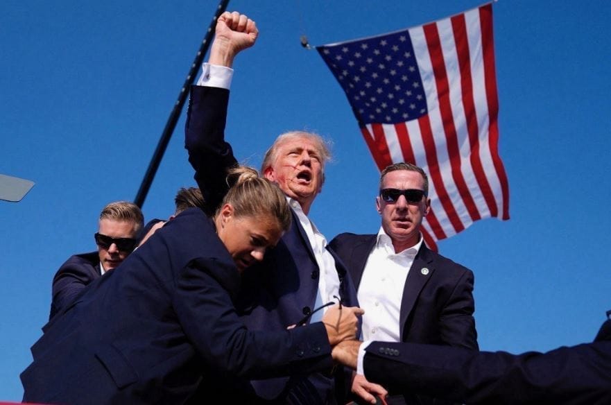 nxnoticias.com-disparan-a-trump-en-un-mitin-en-pensilvania-su-equipo-de-campana-lo-reporta-bien
