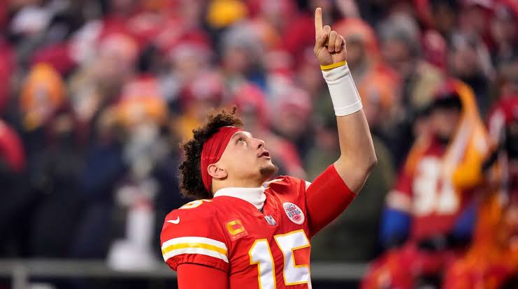 nxnoticias.com-mahomes-se-consolida-como-leyenda-nueva-marca-historica-en-la-nfl