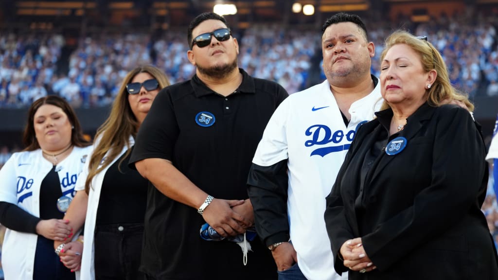 nxnoticias.com-homenaje-a-fernando-valenzuela-en-el-clasico-de-otono