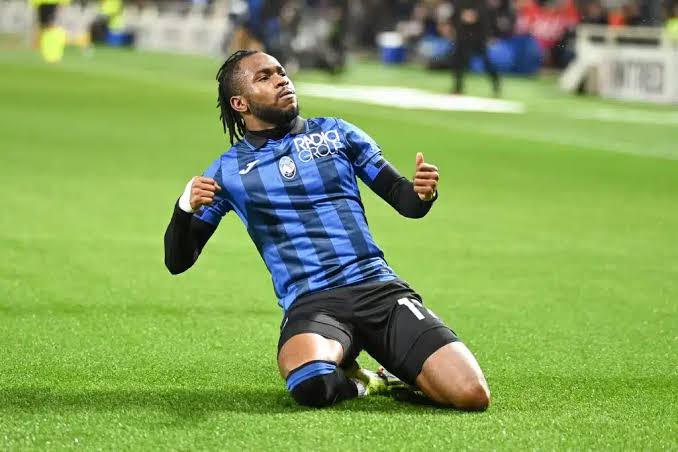 nxnoticias.com-ademola-lookman-el-nuevo-rey-del-futbol-africano-en-2024