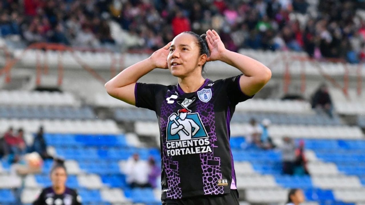 nxnoticias.com-charlyn-corral-reconocida-como-la-maxima-goleadora-mundial-en-2024