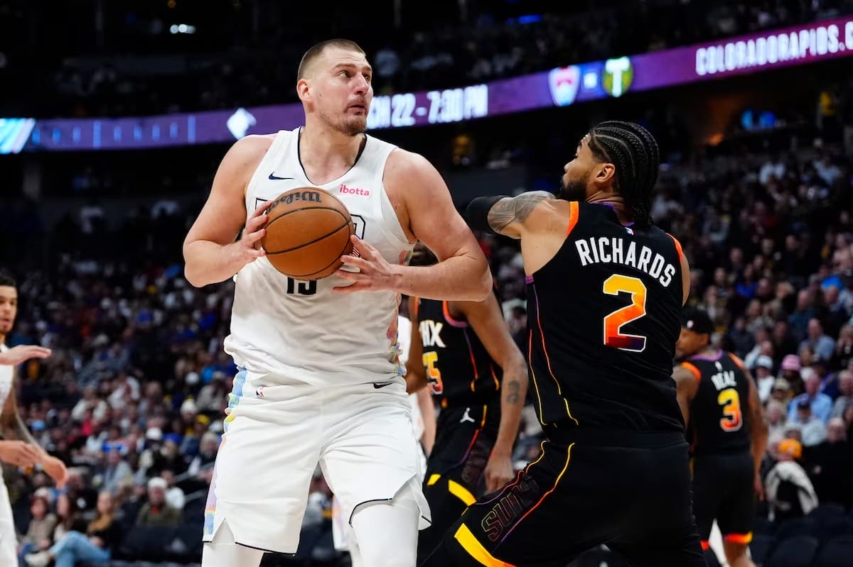 nxnoticias.com-jokic-imparable-primer-30-20-20-en-la-nba-y-triunfo-de-denver