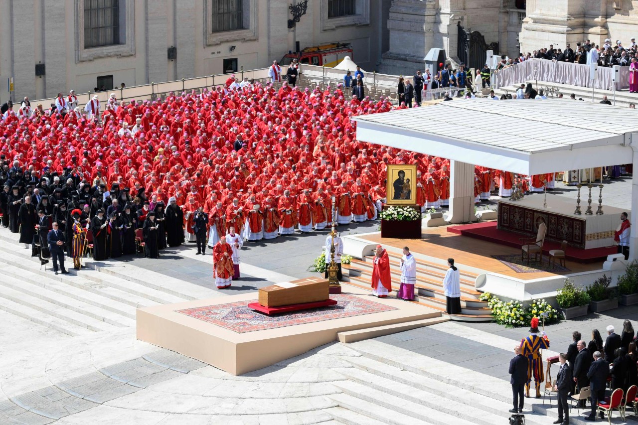 nxnoticias.com-entre-oraciones-y-homenajes-asi-se-vivio-el-funeral-del-papa-francisco