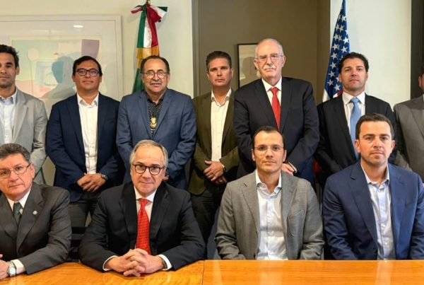 nxnoticias.com-berdegue-se-reune-con-empresarios-de-jitomate-en-eu