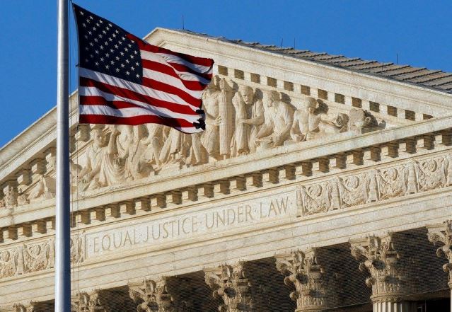 nxnoticias.com-corte-suprema-aprueba-que-trump-revoque-permisos-a-venezolanos