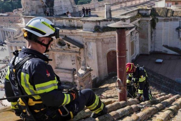 nxnoticias.com-protagonista-del-conclave-chimenea-ya-corona-la-capilla-sixtina