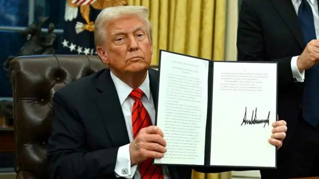 nxnoticias.com-trump-reduce-aranceles-a-autos-acero-y-aluminio-de-reino-unido