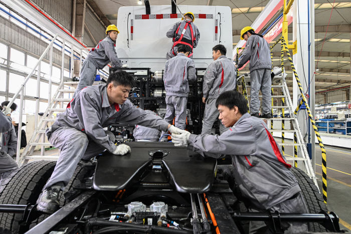 La economía de China desacelera en 2026.