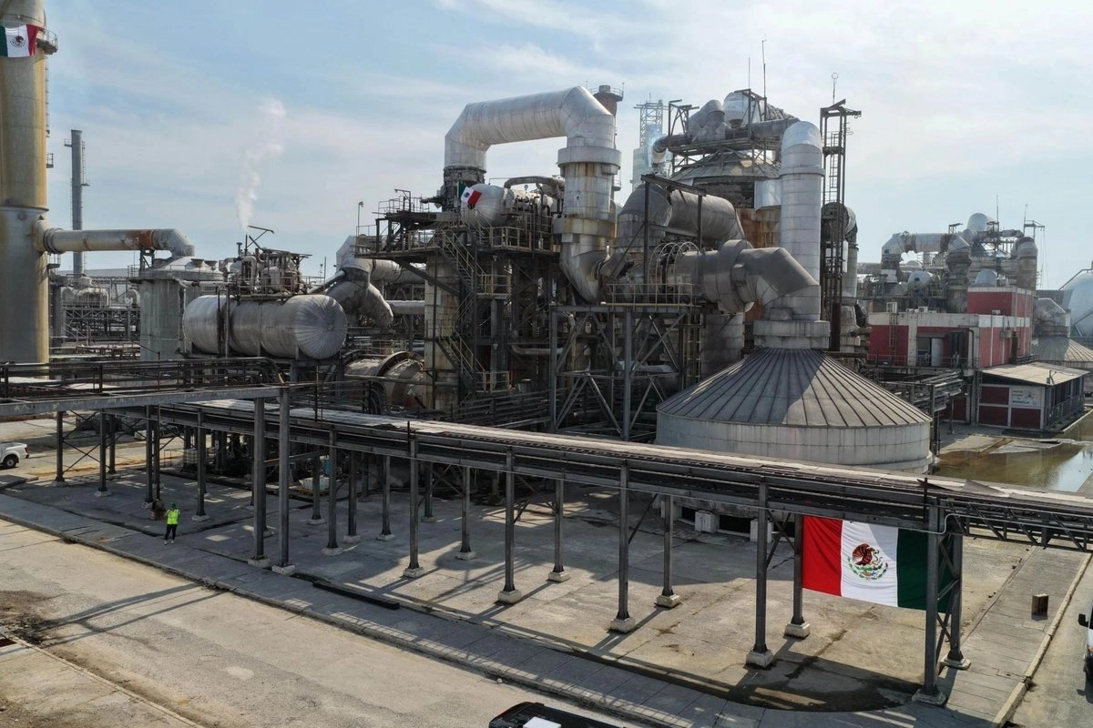 Japón recibe crudo mexicano.