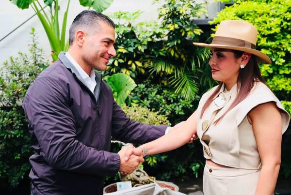 Grecia Quiroz se reúne con Omar García Harfuch.