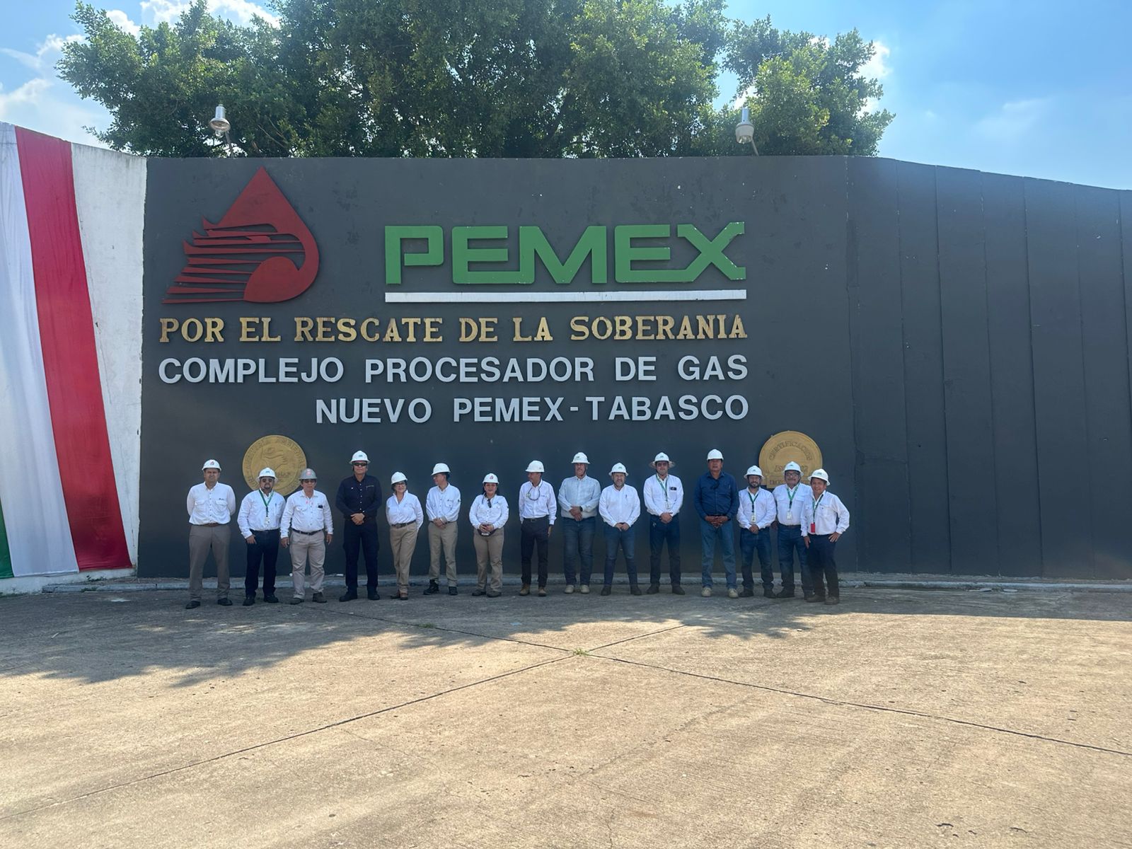 Pemex y CFE refuerzan cooperación para asegurar suministro eléctrico en el sureste de México.
