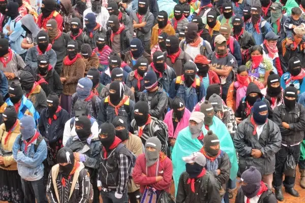 Familias buscadoras buscan reunión con el EZLN en CDMX.