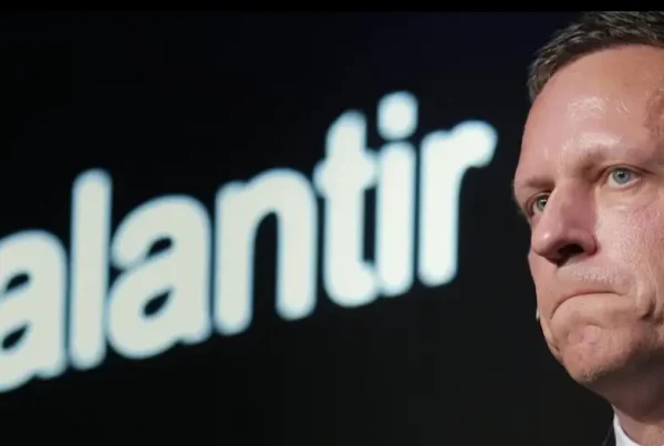 Peter Thiel y Palantir ponen la mira en Sudamérica para el desarrollo de inteligencia artificial.