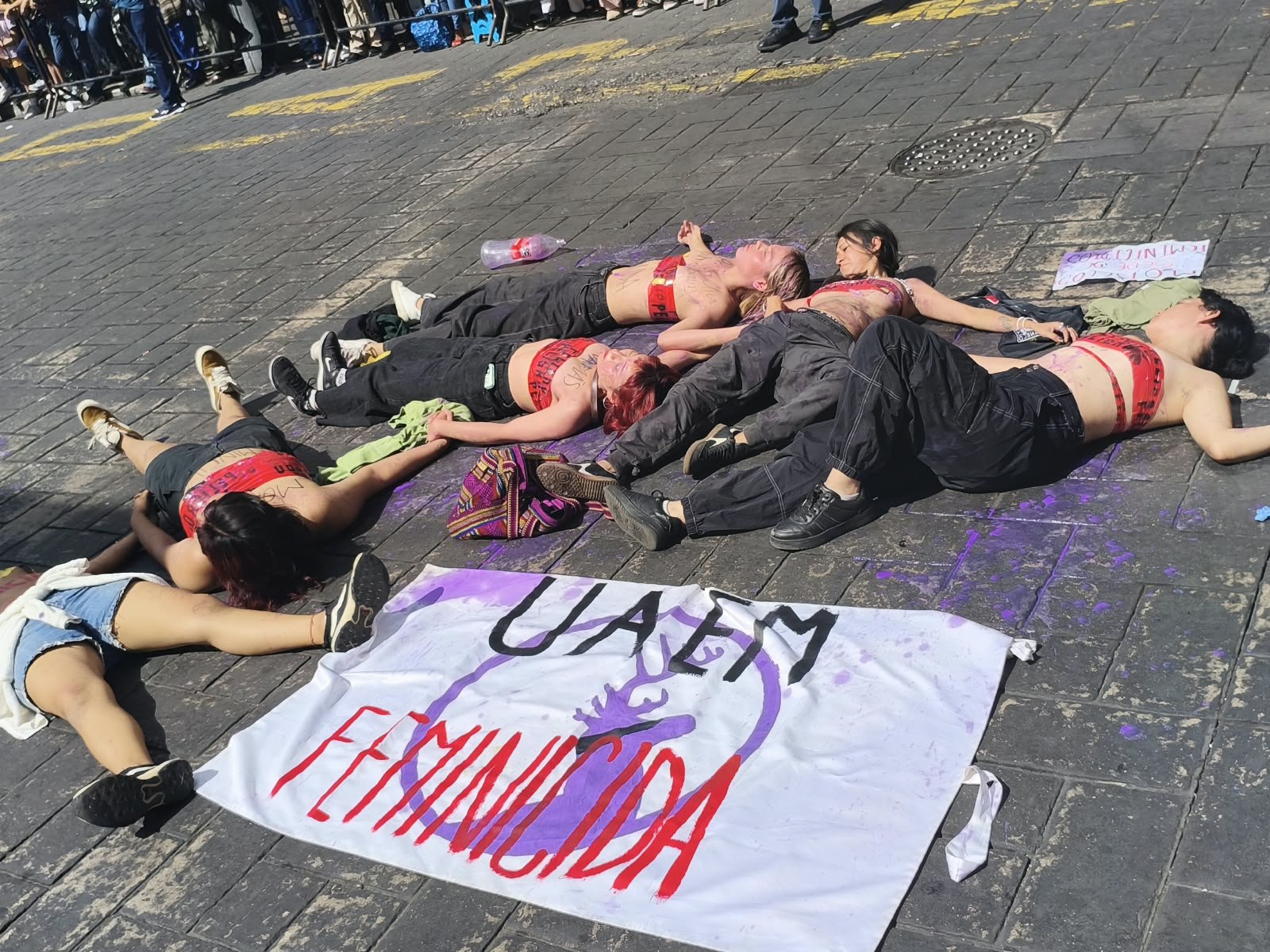 Gobierno de Morelos reconoce protestas durante desfile.