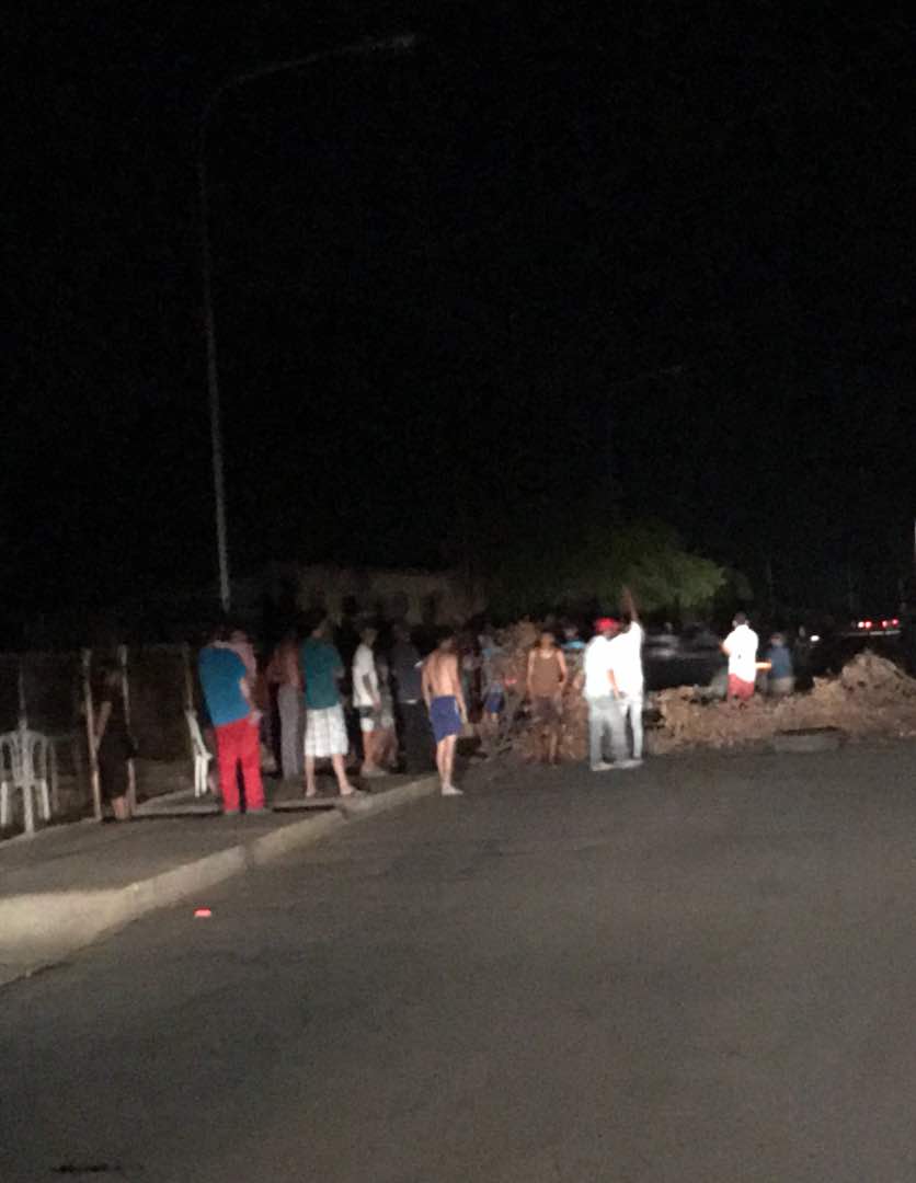 Se extienden las protestas contra los apagones en Venezuela.