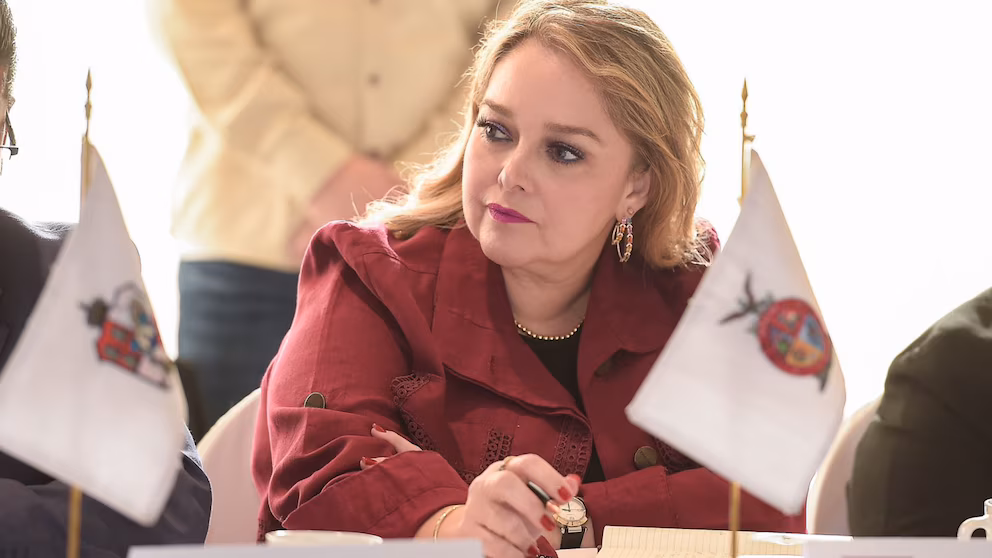 Graciela Domínguez releva a Eneyda Rocha del DIF de Sinaloa.