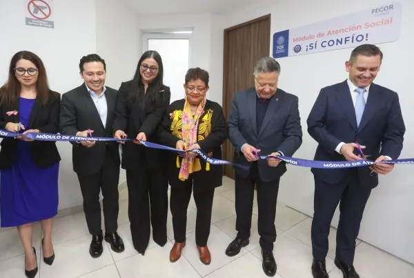 FGR inaugura módulos Sí Confío.