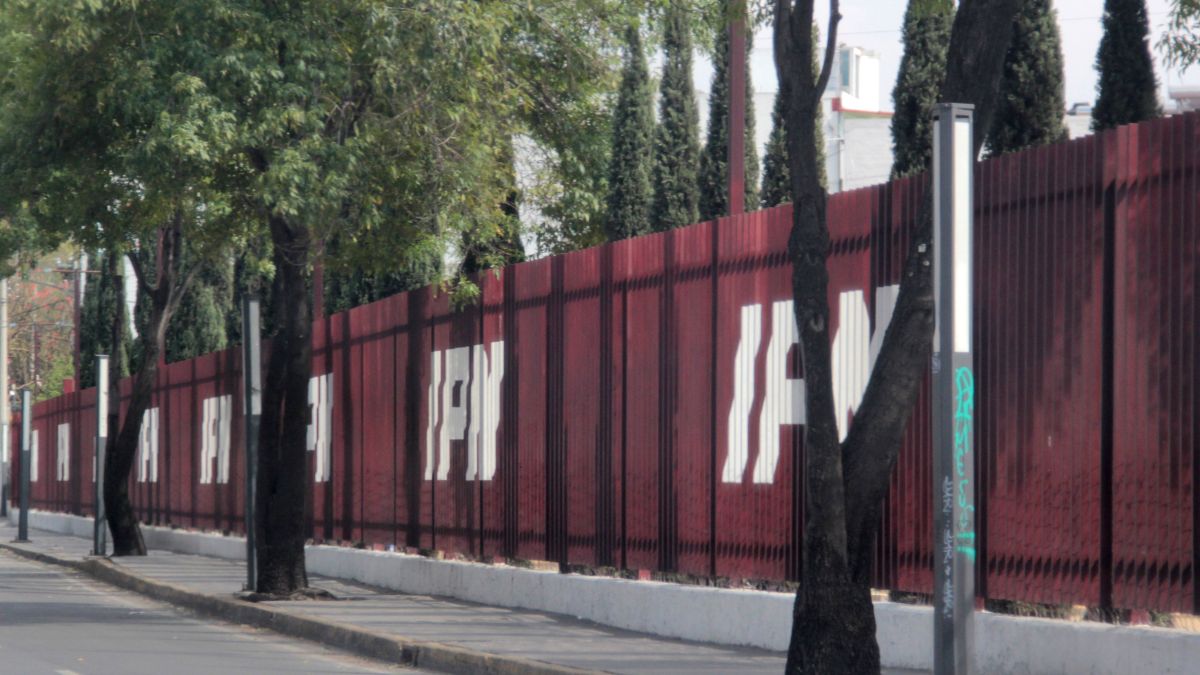 IPN abre consulta para renovar dirección general.
