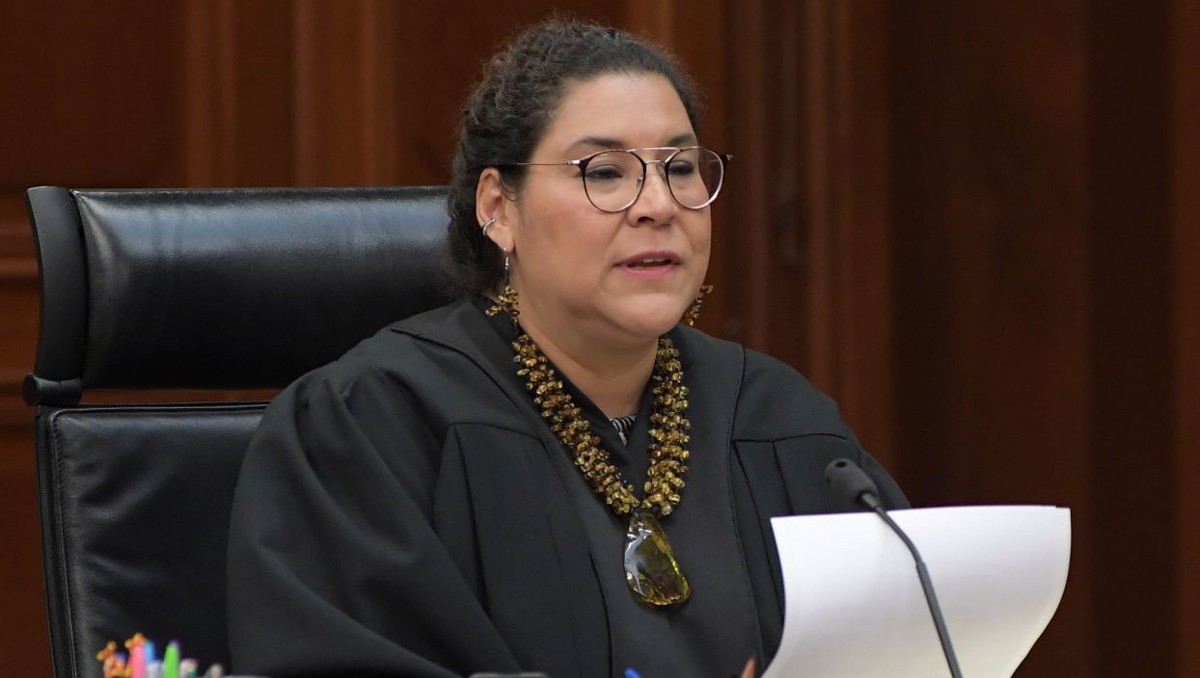 Lenia Batres defiende límites a comentarios en su cuenta de X.