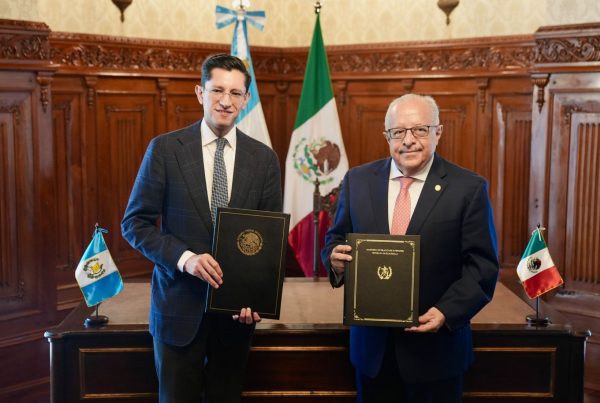 México y Guatemala refuerzan cooperación en seguridad y comercio.