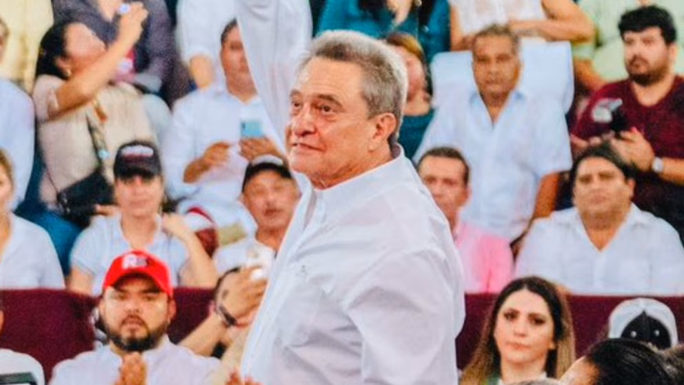 Pío López Obrador busca coordinación de Morena en Tuxtla Gutiérrez, Chiapas.