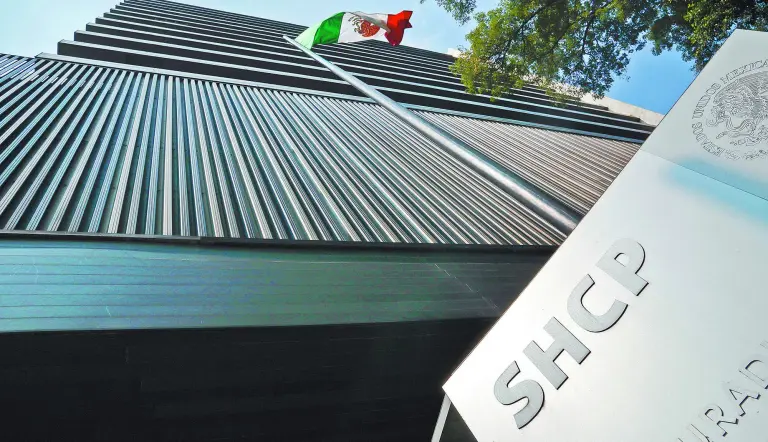 Hacienda coloca 40 mil millones de pesos en bonos sostenibles.